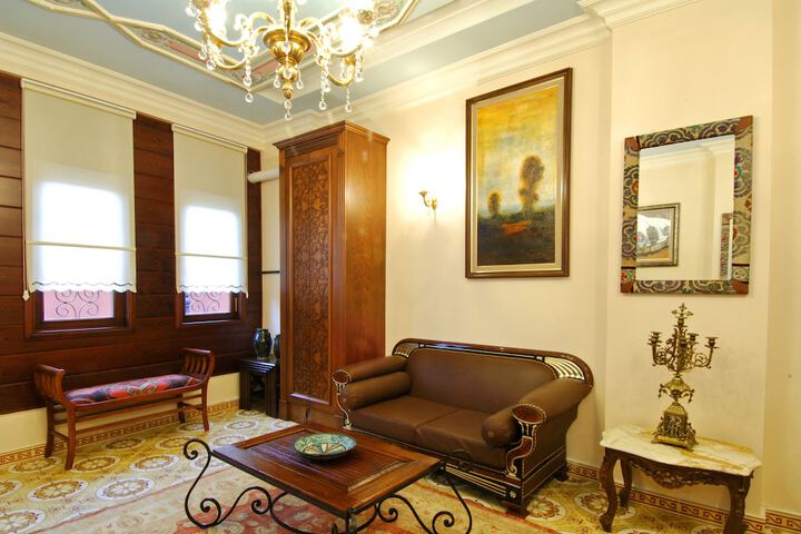 Room 14 of 50