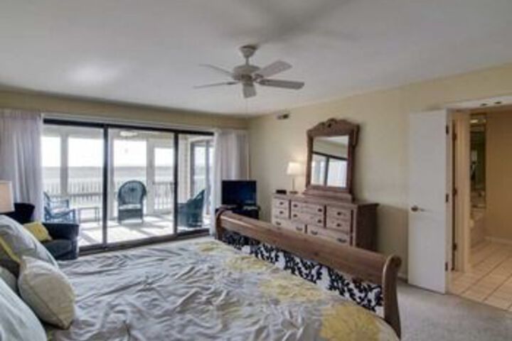 Room 14 of 84