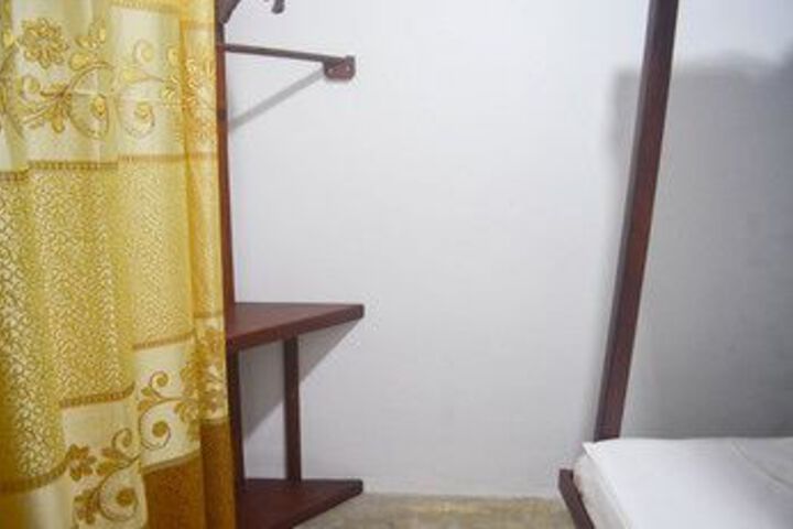 Room 14 of 29