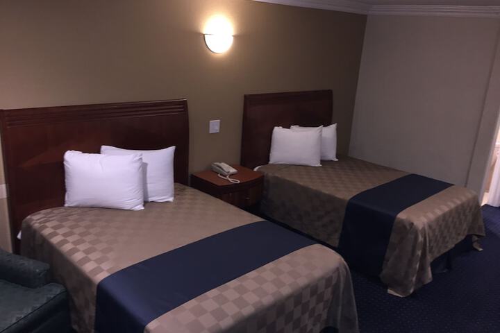 Room 5 of 66