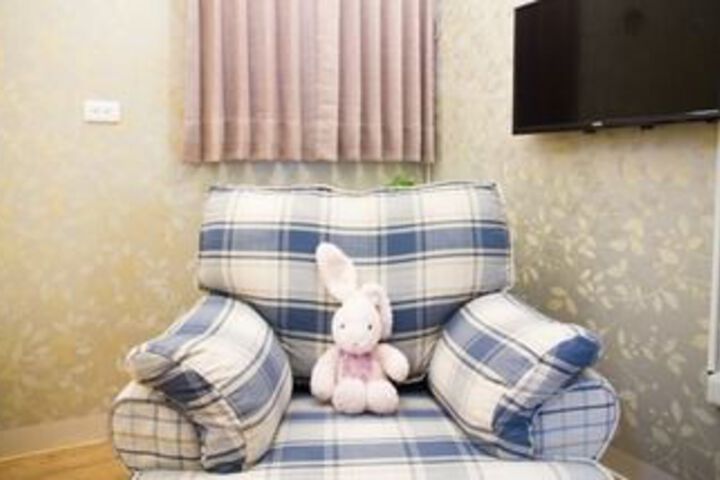 Room 12 of 20