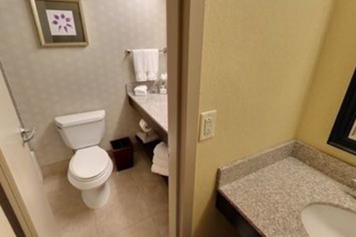 Room 16 of 45