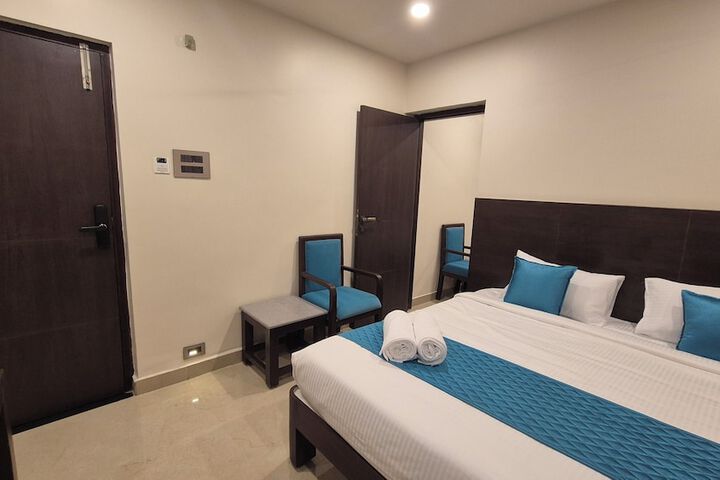 Room 10 of 36