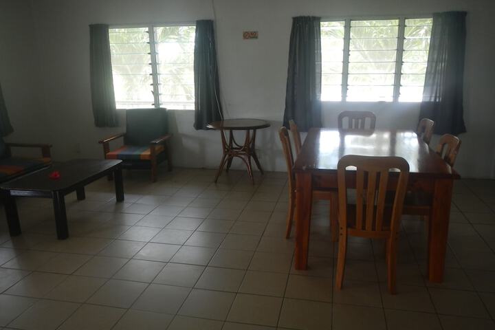 Room 57 of 128