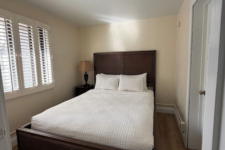 Room 37 of 120