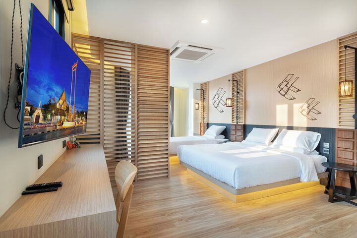 Room 56 of 90