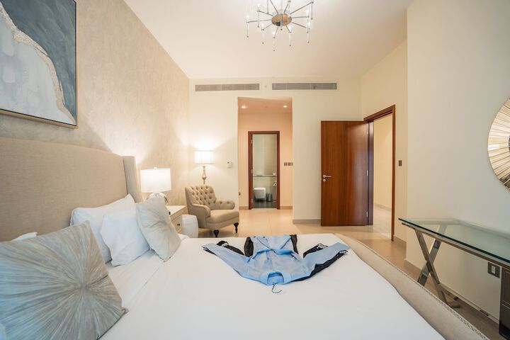 Room 14 of 87