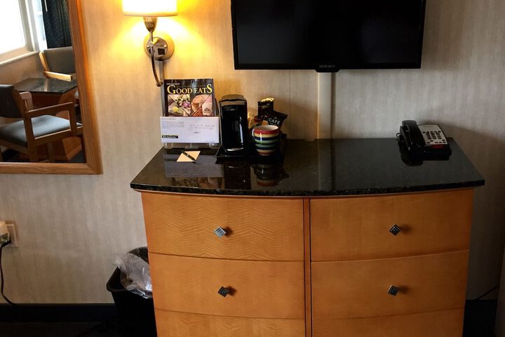 2 Double Beds (7 of 15)