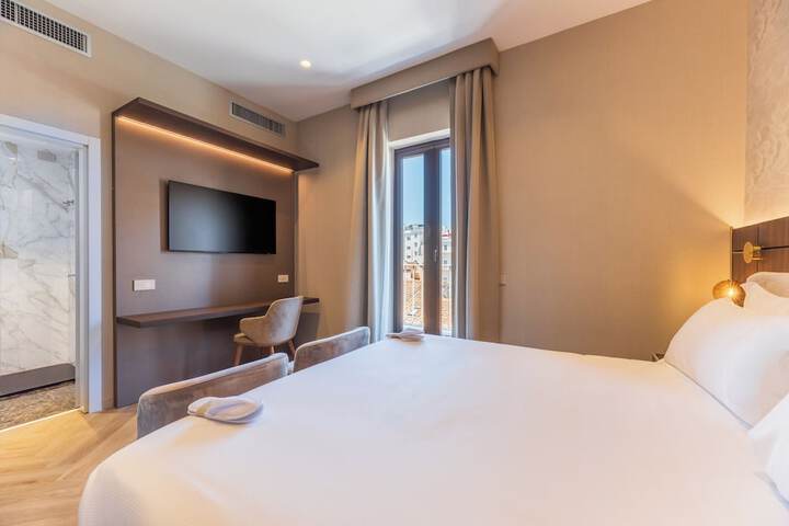 Room 56 of 110