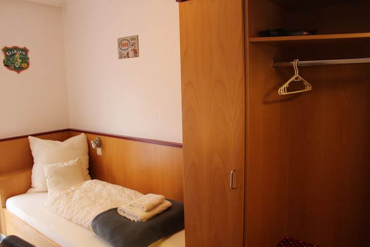 Room 11 of 53