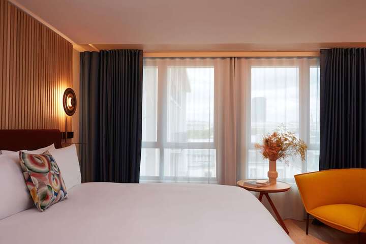 Room 77 of 168