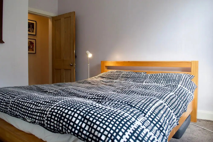 Room 2 of 14