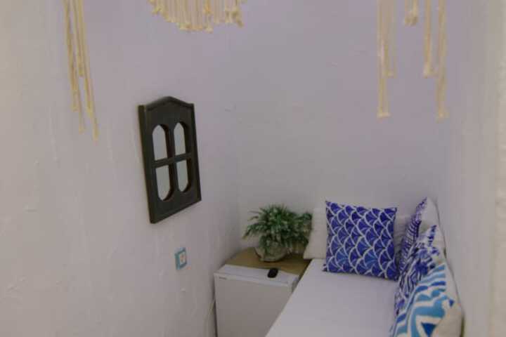 Room 37 of 54
