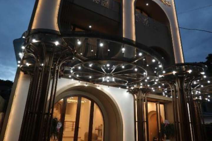 TherHouse Hotel