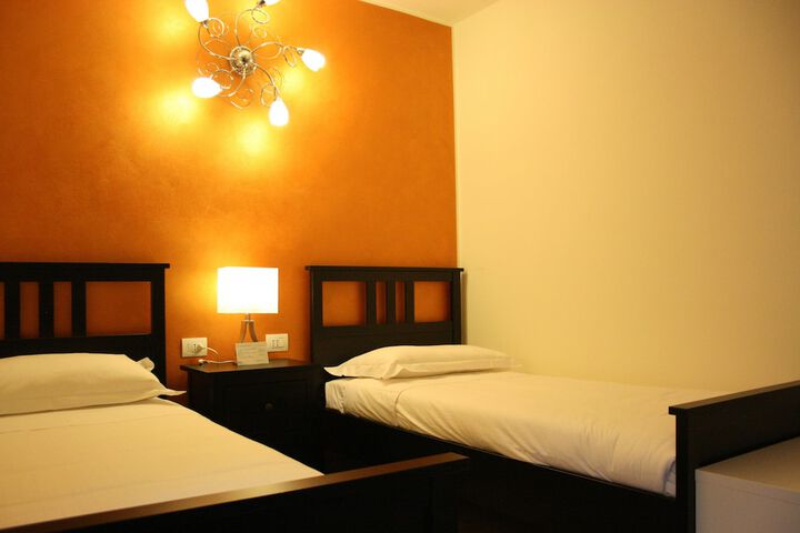 Room 15 of 47