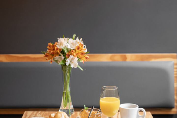 Breakfast/Coffee Service 30 of 41