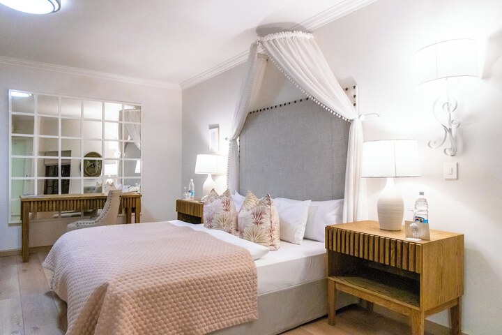 Room 15 of 92