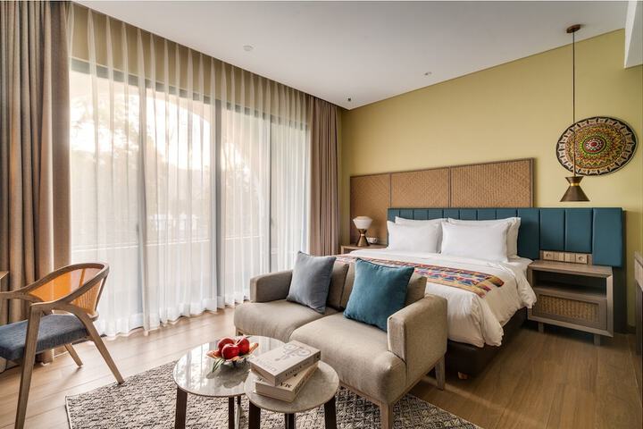 Room 42 of 119