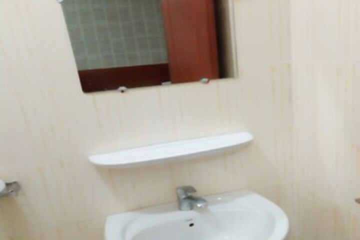 Room 5 of 21