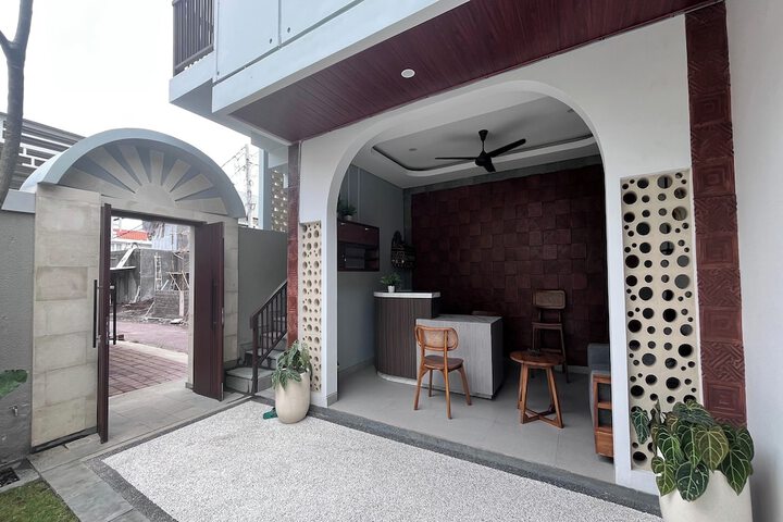 Hotel 85 of 86