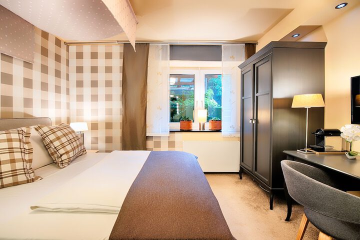 Room 10 of 54