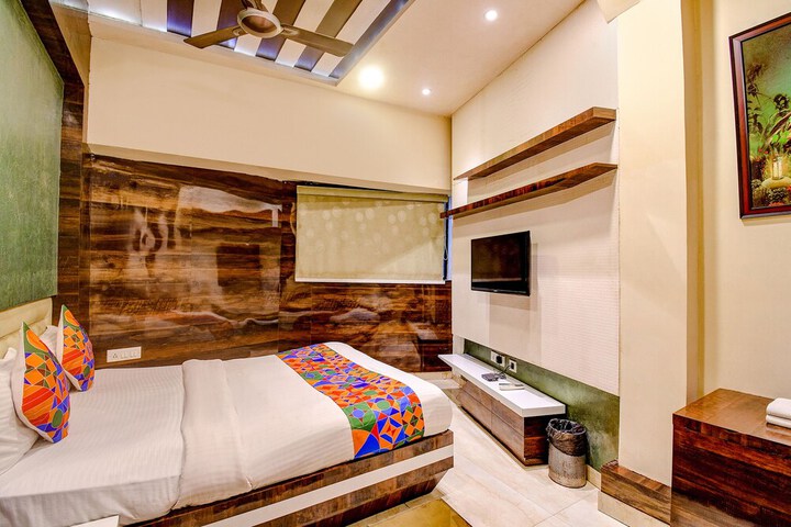 Room 27 of 31