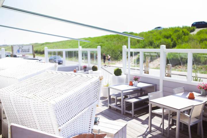 Sundeck 113 of 118