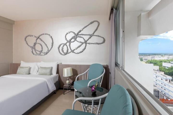 Room 17 of 70