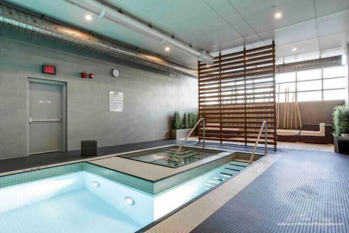 Pool 17 of 34