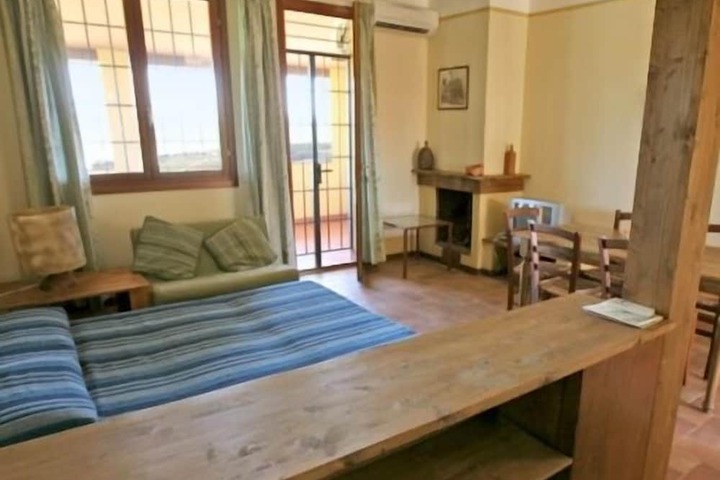 Room 7 of 24