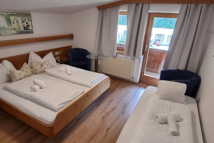 Room 20 of 29
