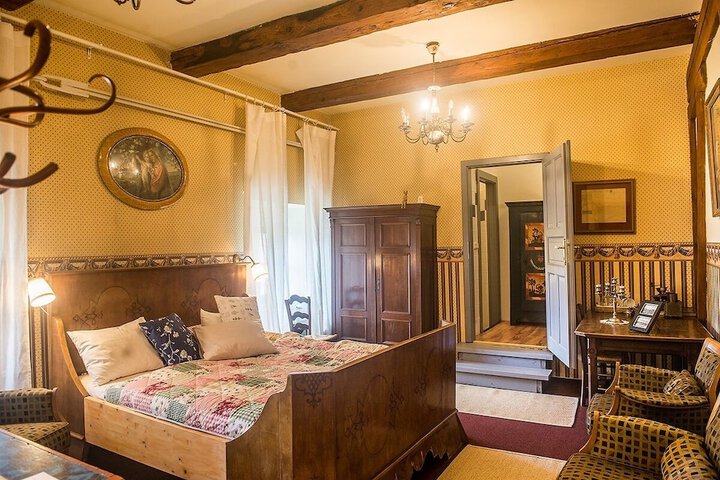 Room 46 of 113