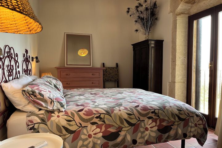 Room 3 of 6