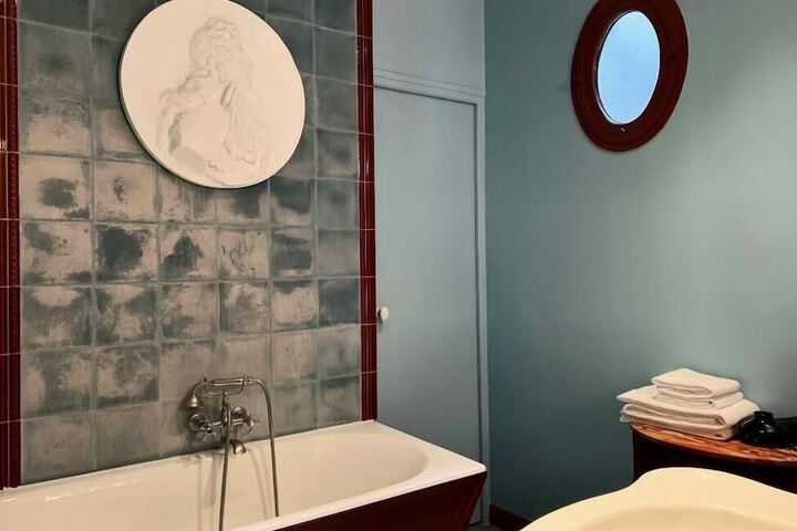 Room 45 of 81