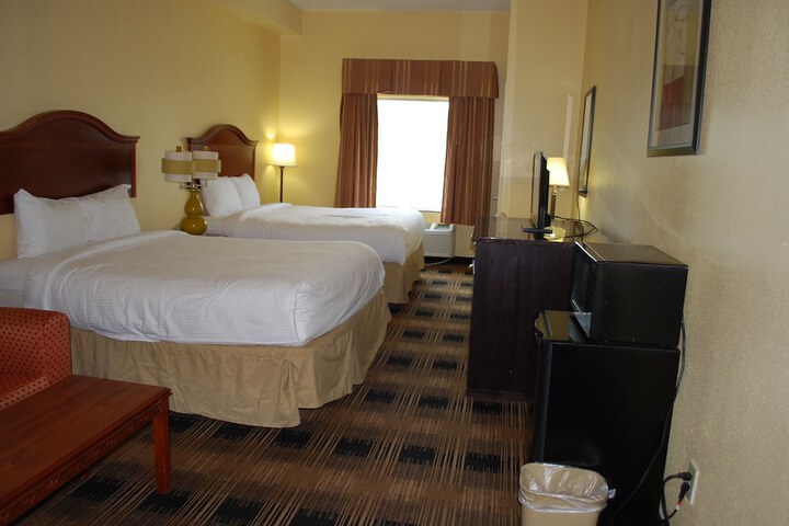 Room 9 of 50