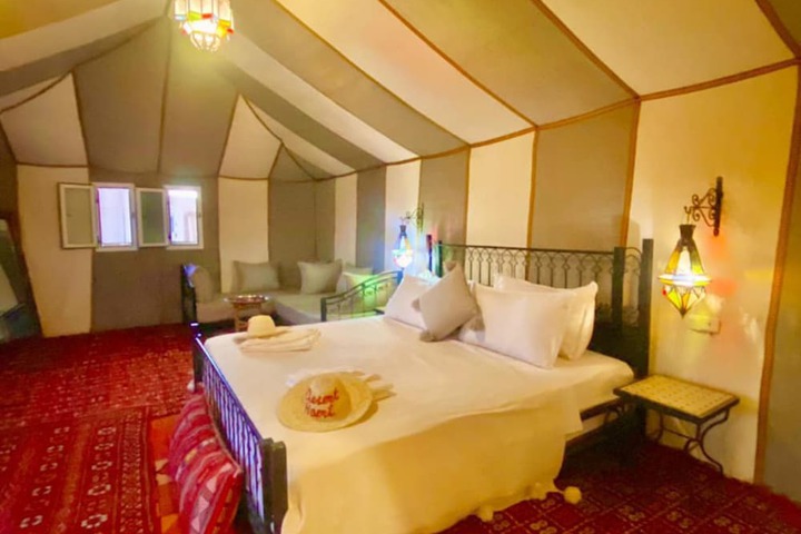 Room 9 of 50