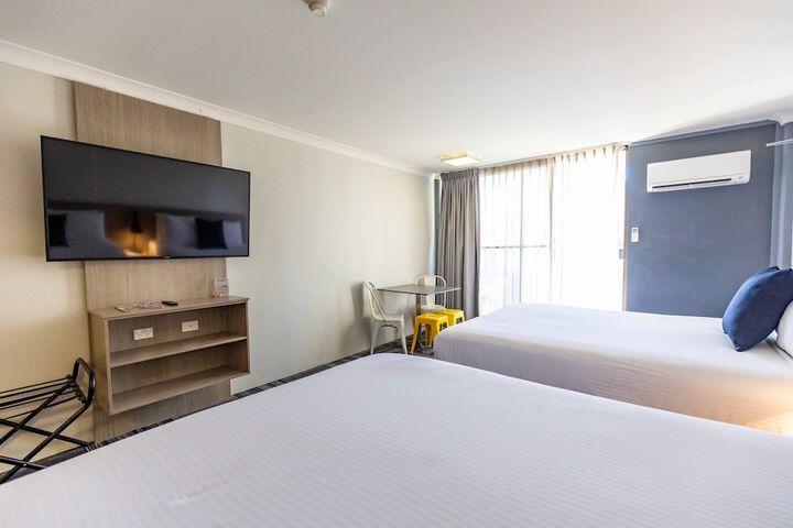 Room 16 of 91