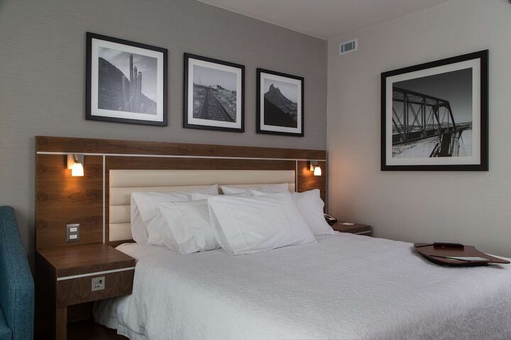 Room 35 of 86