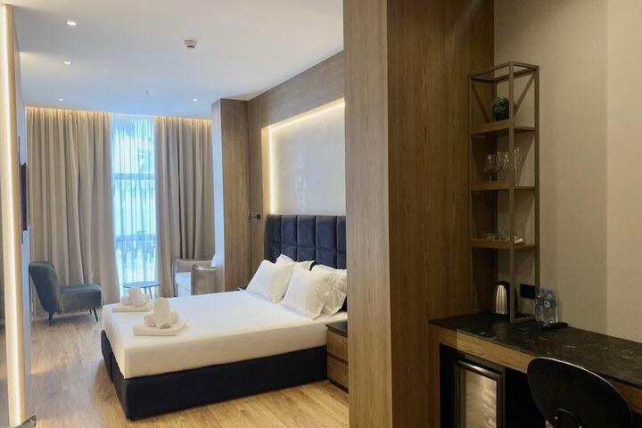 Room 30 of 71