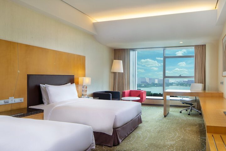 Room 20 of 120
