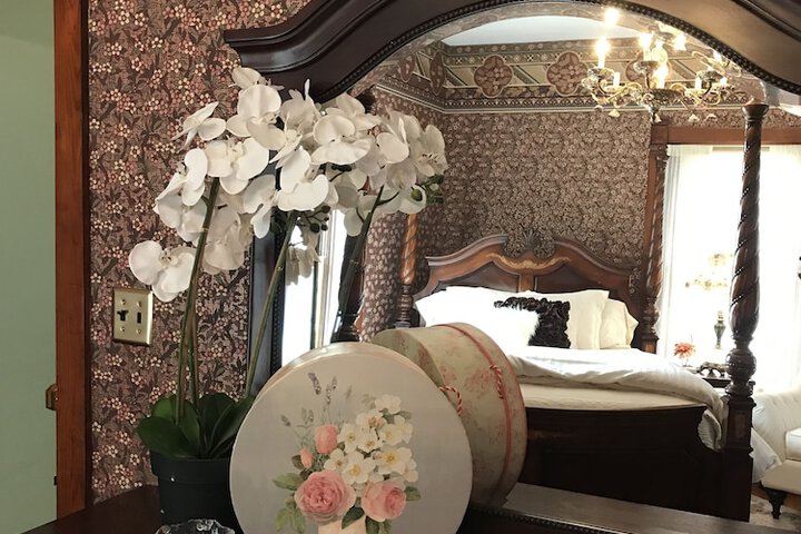Room 26 of 83