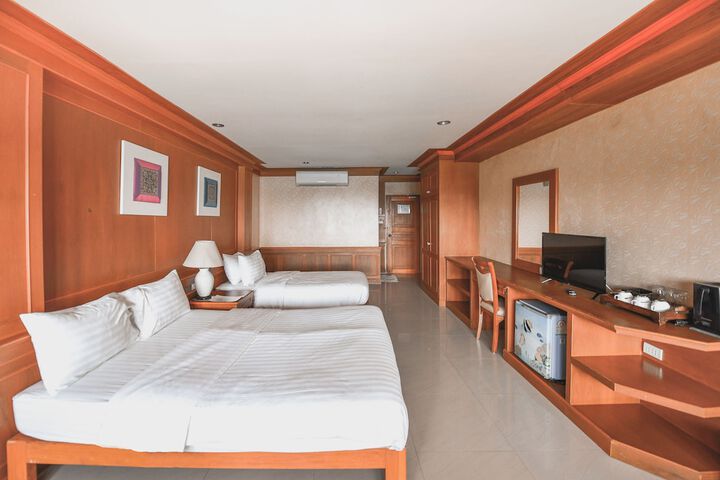 Room 18 of 67