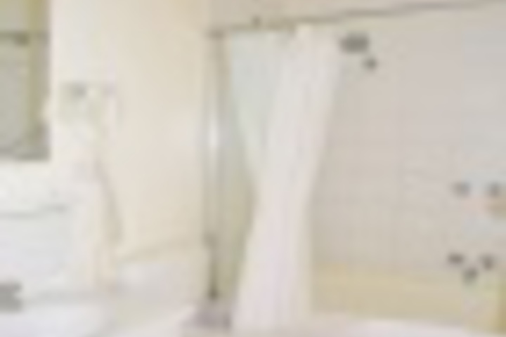 Room 495 of 768