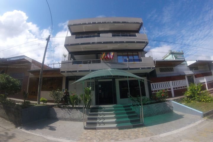 Hotel 37 of 38