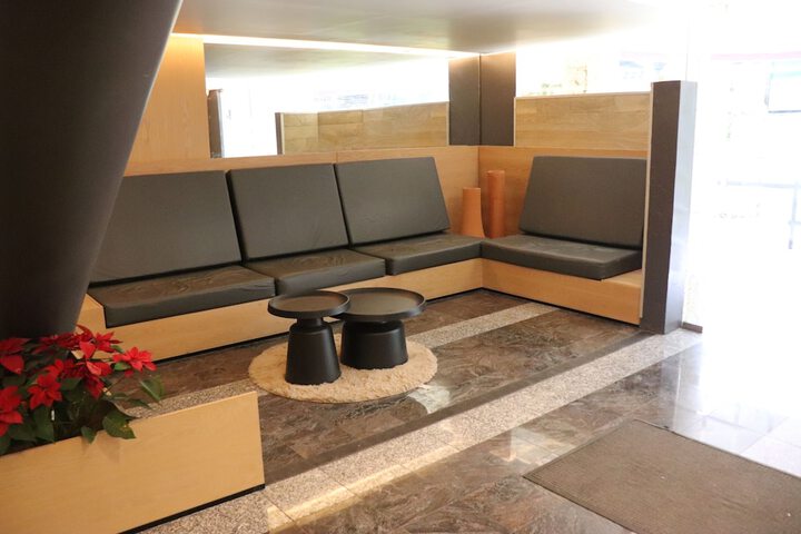 Hotel Interior 7 of 89
