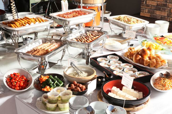 Breakfast buffet