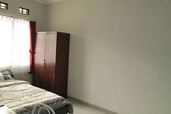 Room 10 of 45