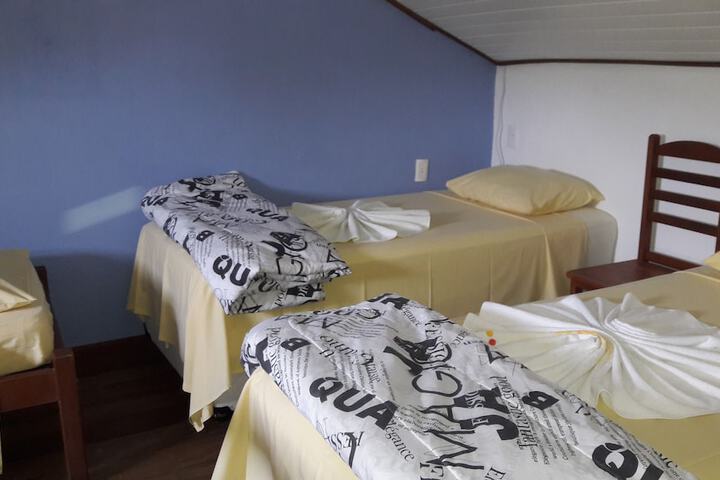 Room 21 of 40