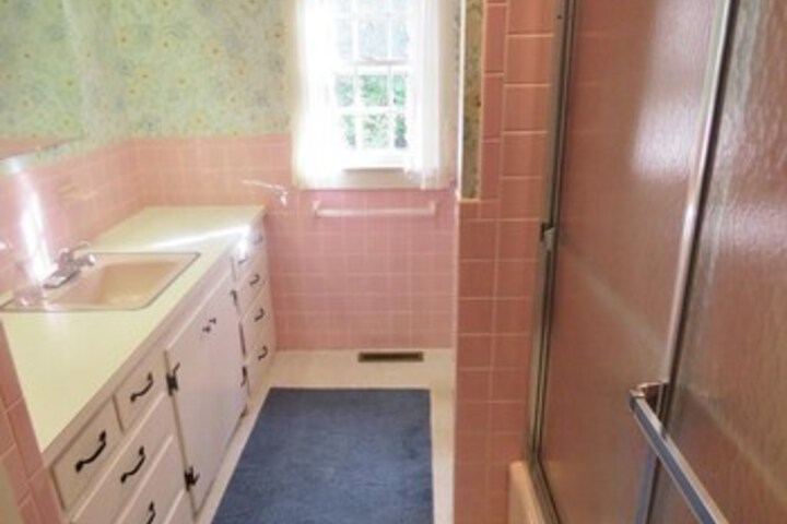 Room 3 of 12