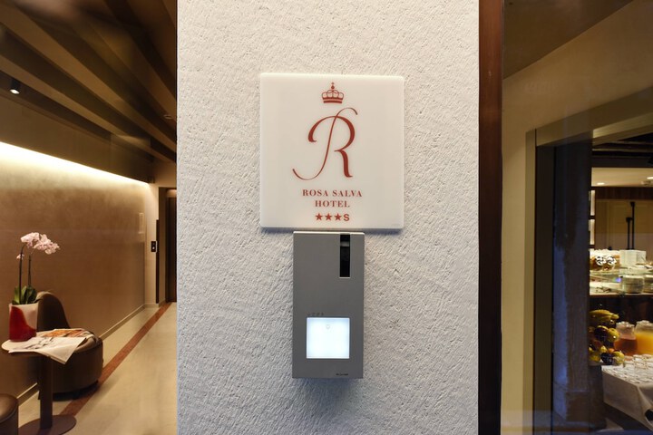 Room 29 of 54